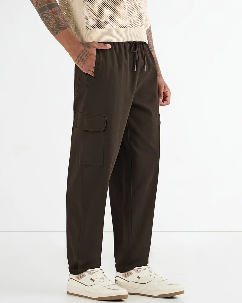 بيواكوف Men's Brown Oversized Cargo Carpenter Pants